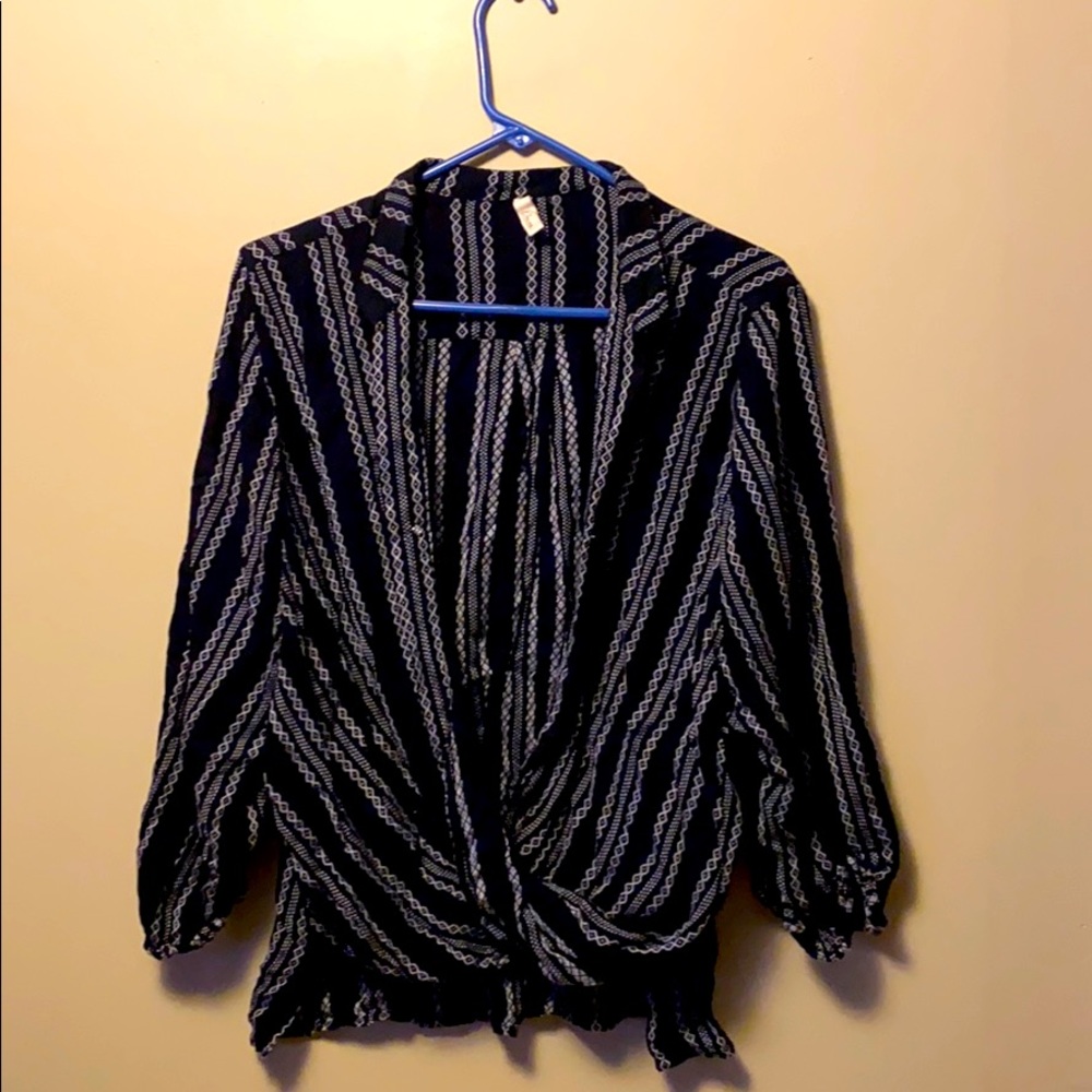 3/4 sleeve shirt